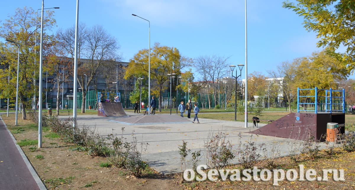 Скейт-площадка в сквере Николая Музыки Севастополь